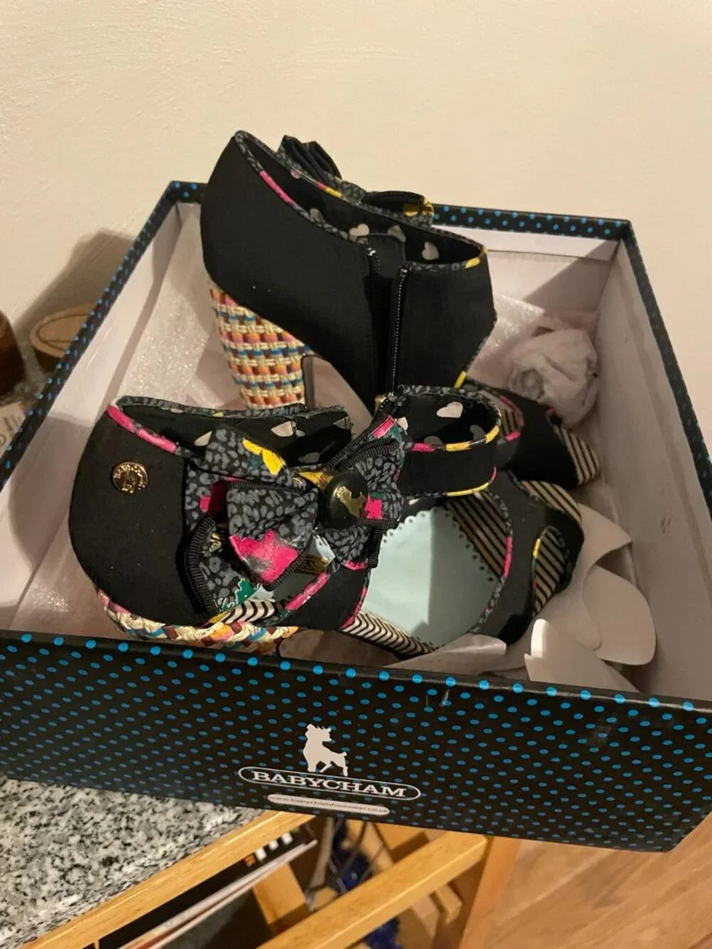BABYCHAM Vintage-Style Multicolor Woven Heel Platform Shoes – Original Box
